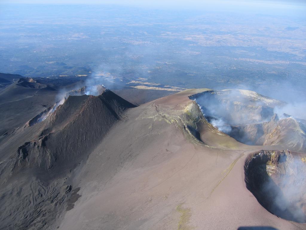 Etna Holiday Home Николози Экстерьер фото