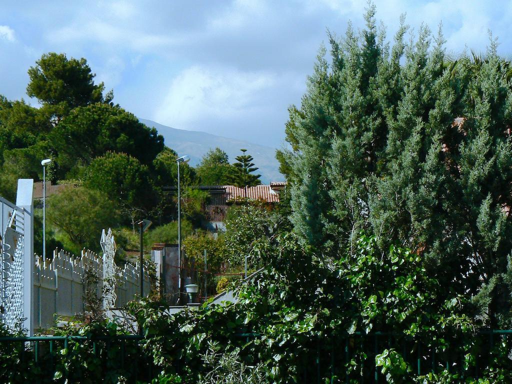 Etna Holiday Home Николози Номер фото